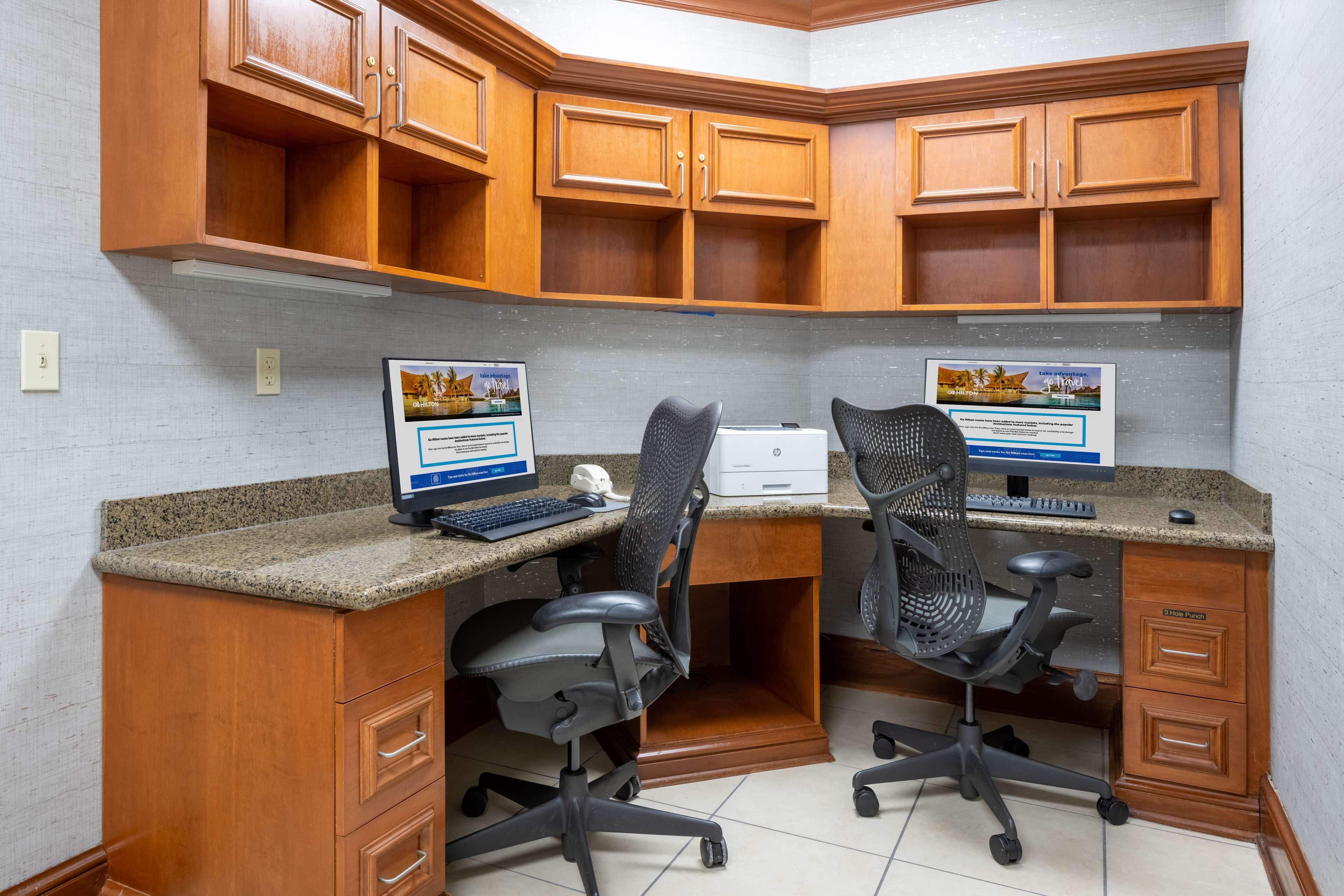 Hilton Garden Inn Mystic/Groton Esterno foto