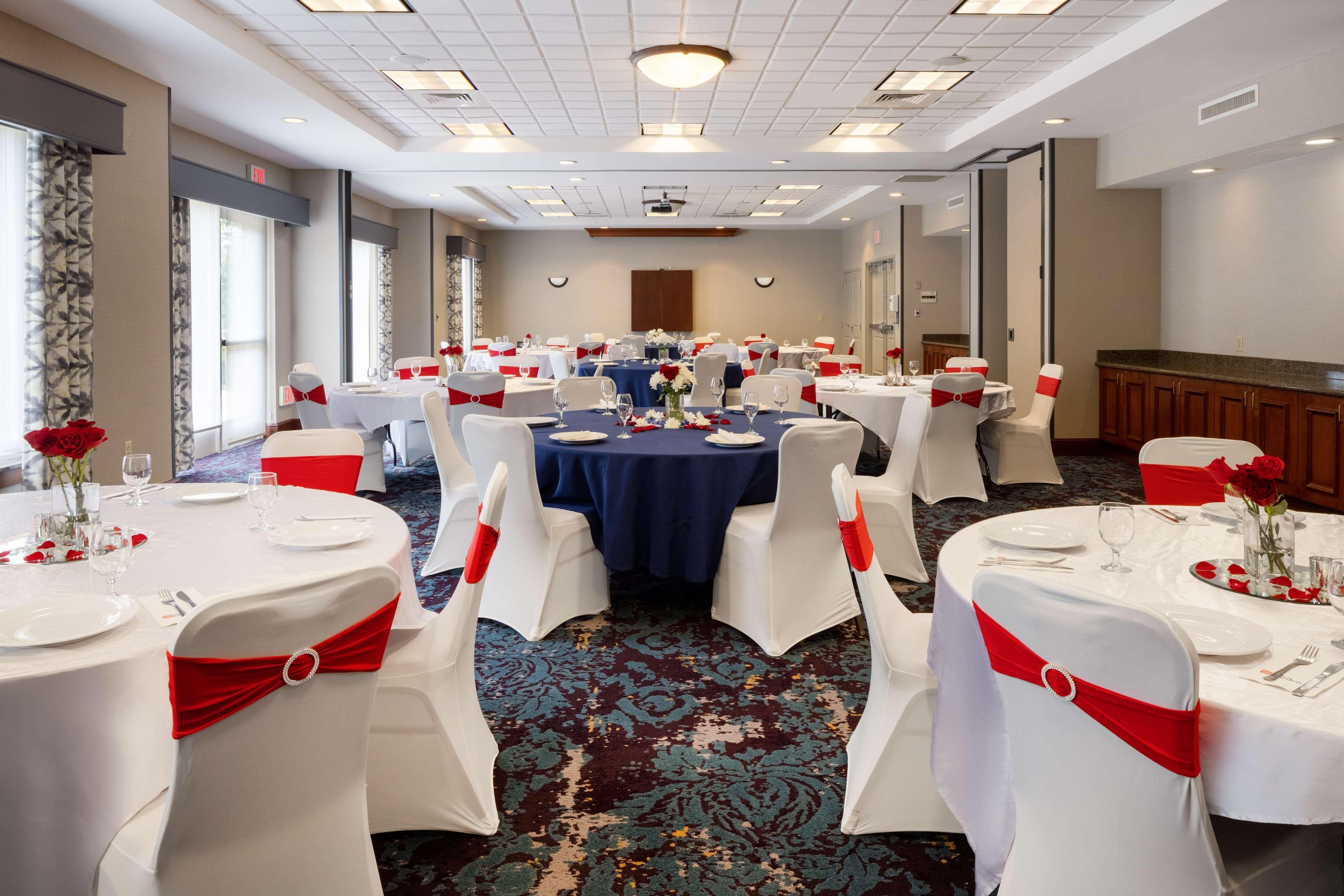 Hilton Garden Inn Mystic/Groton Esterno foto
